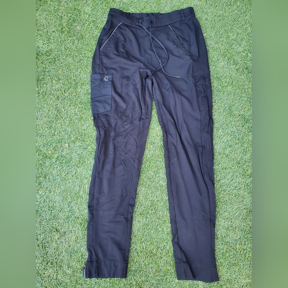 Healing Hands Black Jogger Scrubs ST